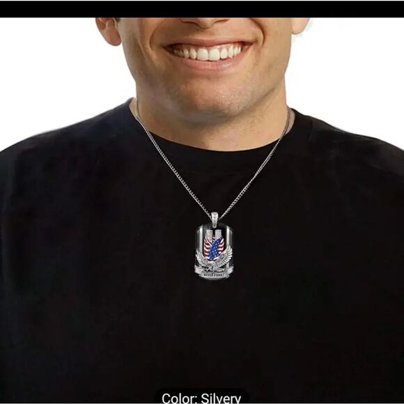 Men's necklace Eagle American flag new e28 - Picture 1 of 3